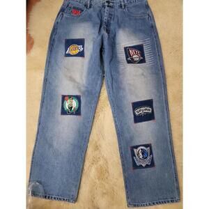 NBA -LEAGUE  VINTAGE BASKETBALL PATCHES Mens  Denim Jeans Size 36 #002